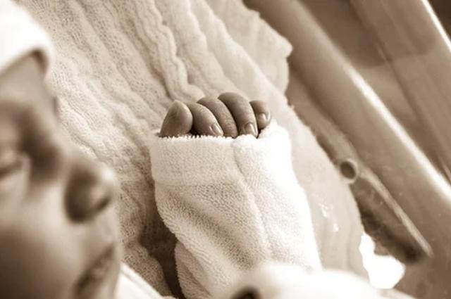 病因复杂发病、机制尚不清楚，婴儿得了这种难治性癫痫该怎么办？