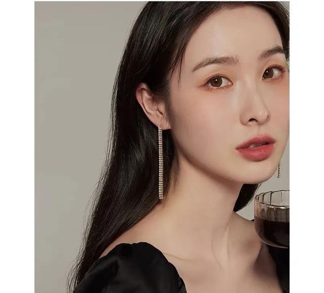 饰品与饰物怎么搭配（不同风格、脸型如何选饰品）