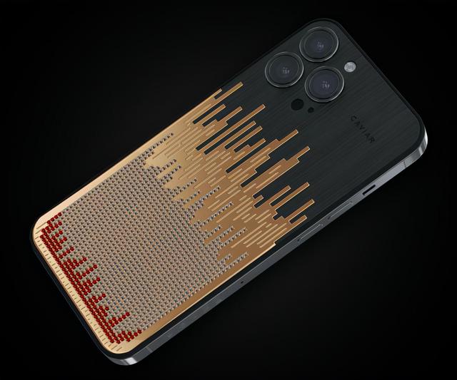 售价31万！iPhone 13Pro霸王龙版发布，真有化石镶嵌牙齿