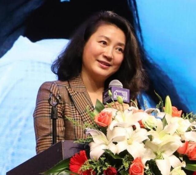 王小丫丈夫曹建民简历及夫人