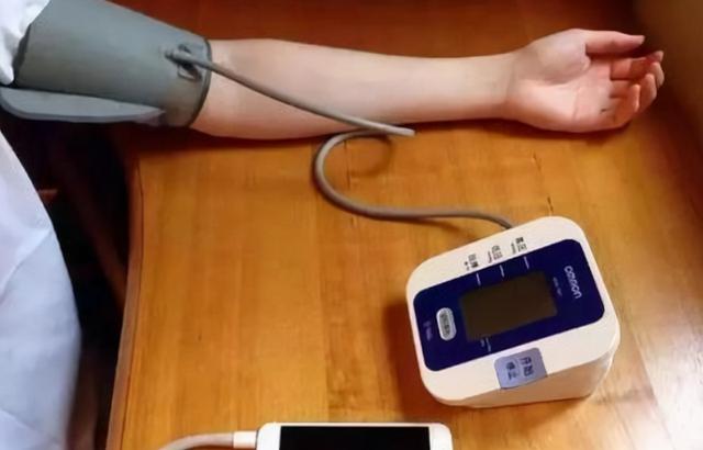 高血压人群，如何保持“血压状态”平稳？良好的生活习惯或有益