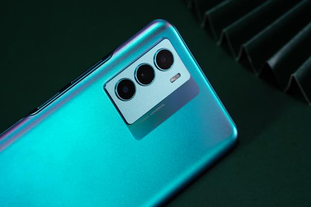 vivo  T1评测：骁龙778G+5000mAh组合，重度使用一整天是什么体验？