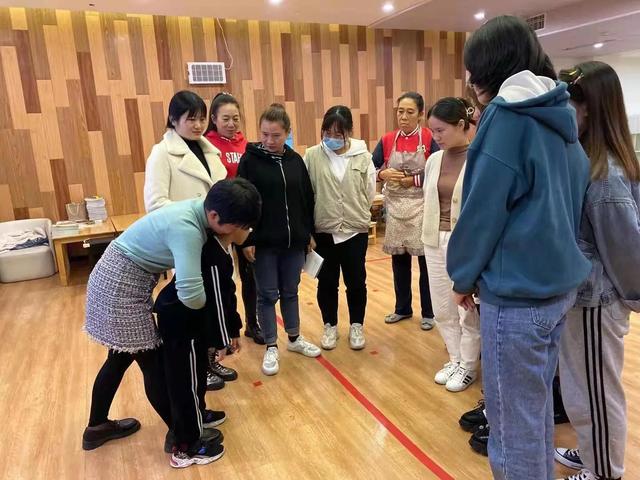 防患未然“救”在眼前：开发区剑桥汉铭爵幼儿园开展急救技能培训