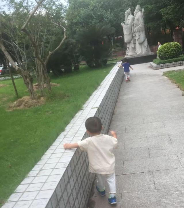 后续的煎熬：只是一场小感冒，我一步步把小娃送进ICU