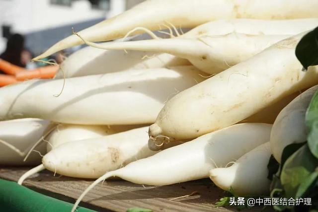 「饮食科普」这些水果蔬菜生吃与熟吃，差别竟然这么大