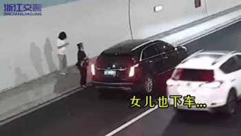 12岁女儿目睹妈妈当场身亡！视频看哭网友：教训太惨痛