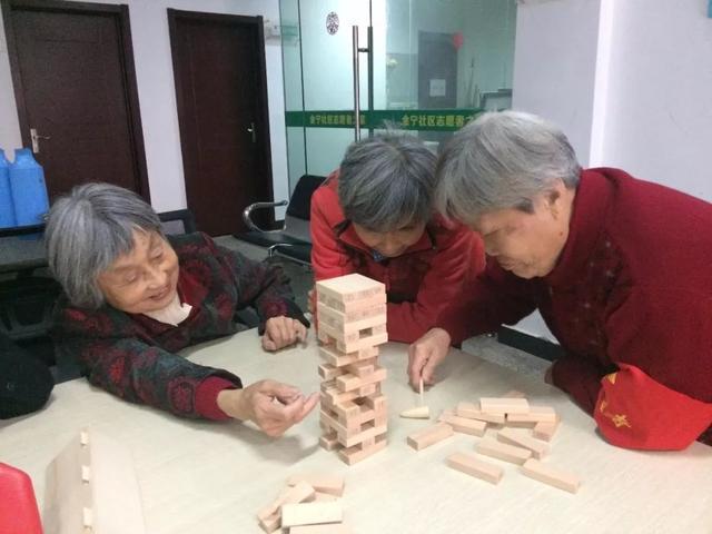 55-65岁是最佳“养寿期”？建议改掉3个坏习惯，或许对健康有好处