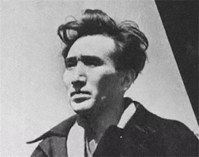 坂口安吾与太宰治 日本战后 无赖派文学 双雄的 堕落 之争 全网搜