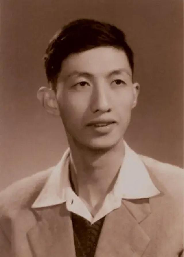 黄宗洛:与黄宗江黄宗英并称“黄氏三杰”，多演小人物，被称“龙套大师”