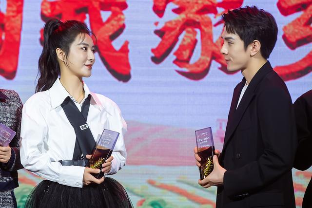 薇娅因税务问题被封杀？团队辟谣：假的、不是我们，别信