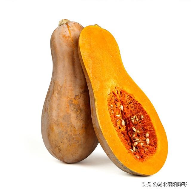 白露到，吃3物，饮2水，食1肉，做1事，润秋燥解秋乏，健康养生