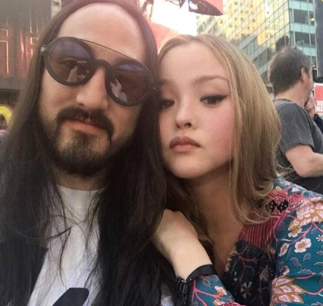 戴文青木:身高不足一米七，长了一张“鬼娃娃脸”却意外成为时尚界宠儿？