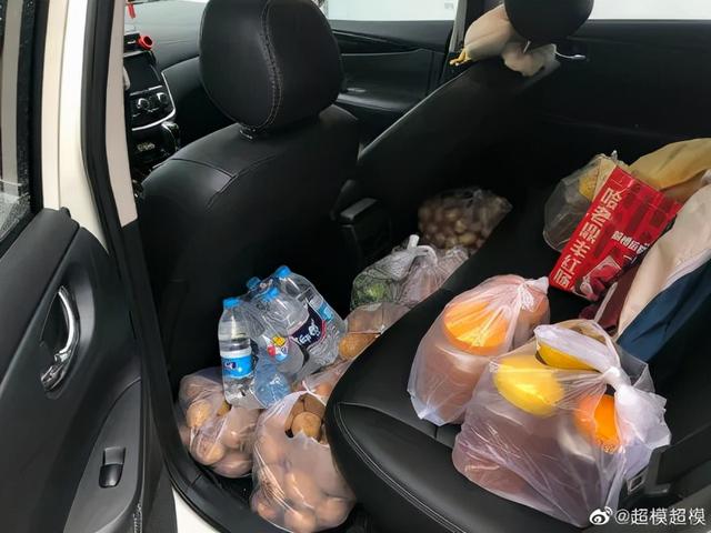 品读 | 箱子再大，也装不下爸妈的爱