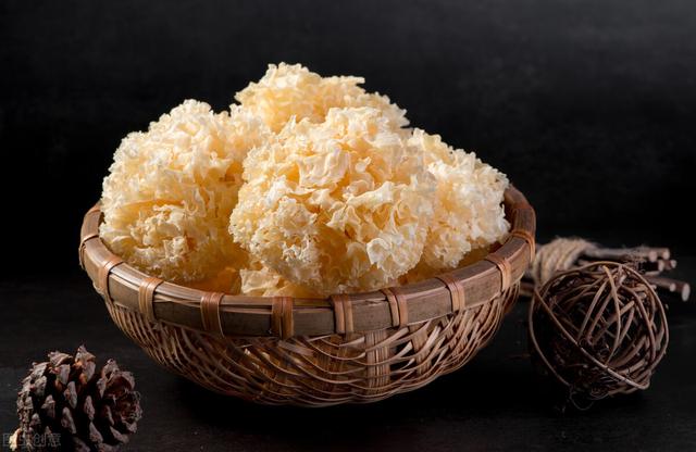 秋季润肺食物有哪些？吃什么最养肺