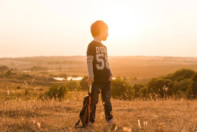 不会好好说话的父母，养不出幸福的孩子