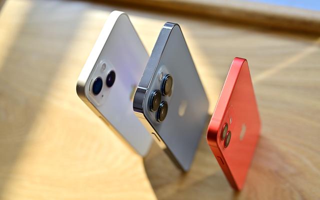 最新数据出来了，双11手机大战谁赢了？苹果第一，小米第二