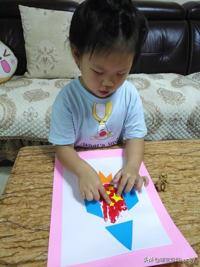 和孩子过一个有意义的国庆节，我们可以做更多引导