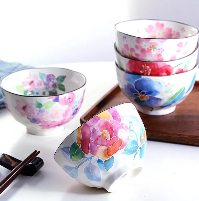 洗碗机的工作原理是什么（新买的洗碗机居然洗不了碗）