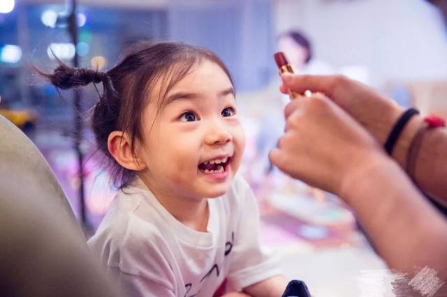 越是懂事的孩子越委屈，心事越重，家长更应该反思