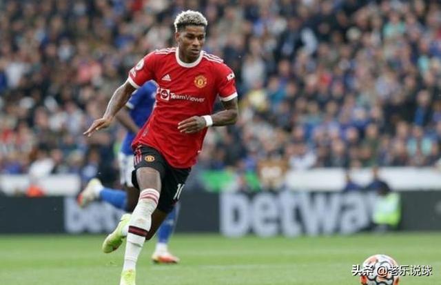 足球明星排名前十名（最新球员身价排行前十）