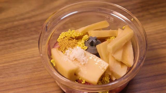 小米这样做太香了，比火腿肠好吃，比煮粥营养，挑食宝宝能吃一碗