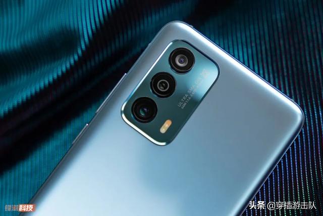 除了iPhone12，这些手机也开始疯狂降价