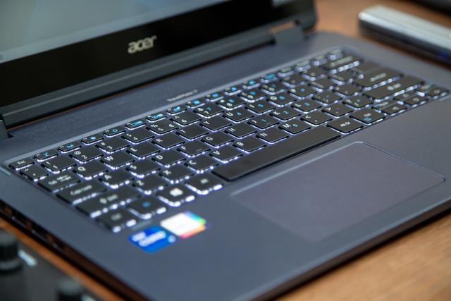 聊一款實現“接口自由”的商務本：Acer TravelMate Spin P4