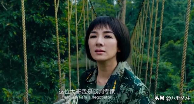 大陶红:折腾脸后颜值大跌的8位女星：多数已过气，有人嘴都歪了