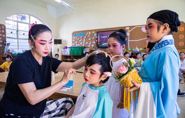 非遗传承庆国庆