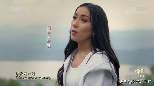 中秋晚会女星镜头：刘诗诗古装抢眼，薇娅仪态绝，欧阳娜娜小清新