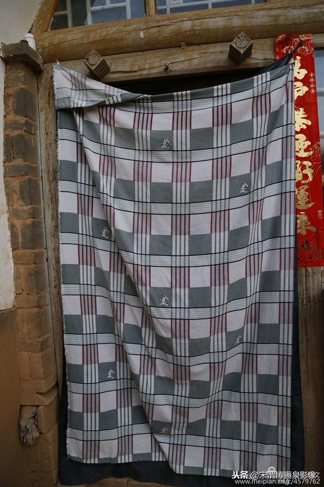 陕北门帘图案(陕西窑洞拼布门帘大全)