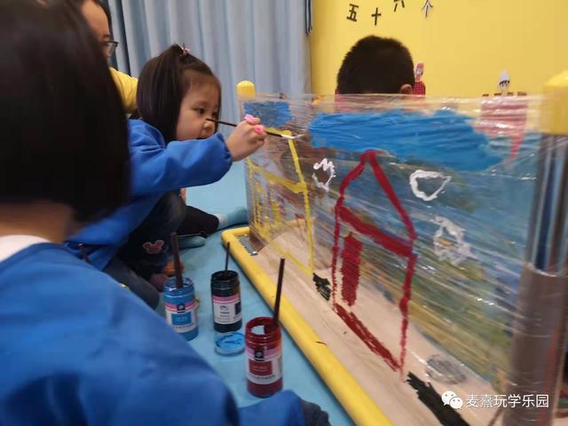 CCTV发现品牌栏目组-MACY是如何让小朋友们越玩越聪明的?麦喜玩学