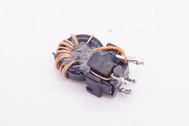 解决华为全家桶充电问题，华为90W氮化镓快充充电器拆解