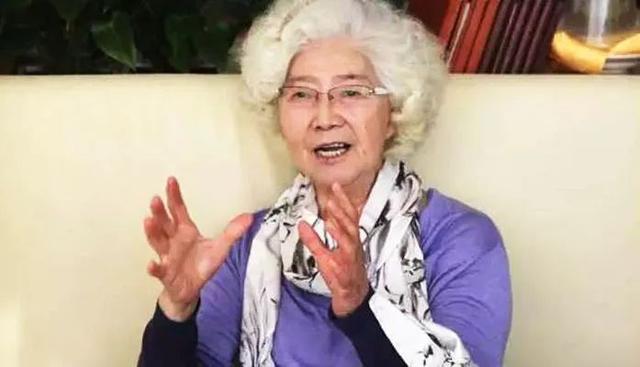 姥姥说：给孩子立下这些家规的家庭，往往容易出“贵子”