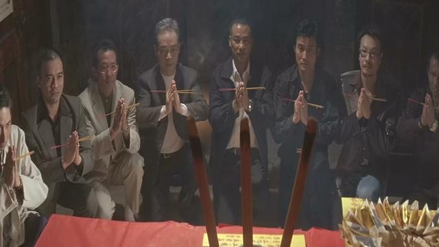 劳荣枝就这样写好了结局，从女教师堕落成女魔头，她该怪谁呢？