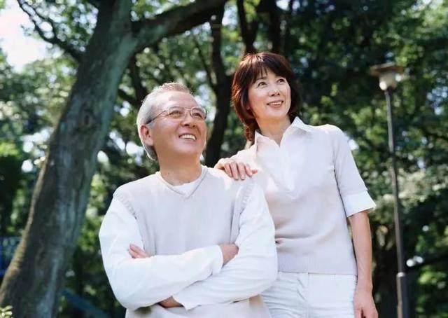 被时代边缘化的我们如何善待自己