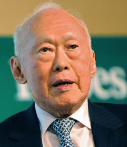 李光耀：新加坡國父，把一個水都不夠喝的國家，締造成亞洲四小龍