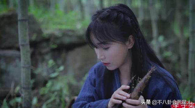 李子柒停更70天后亮相，头发凌乱妆很浓，她的悲惨遭遇不是个例