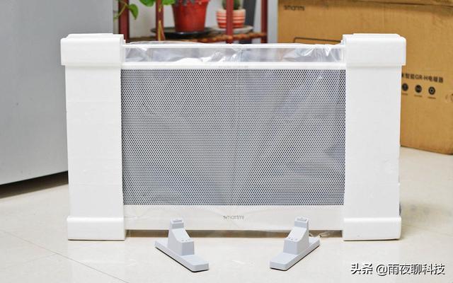 小米生态链新品：智米GR-H电暖器，浴卧两用，冬季必备