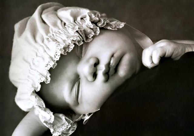 新生儿出生后，孕妈要做到“九禁止”，家长早知道孩子成长不遭罪