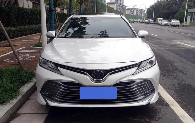 2021年1-10月燃油车销量分析 凯美瑞销量突破16万辆/迈腾销量下滑