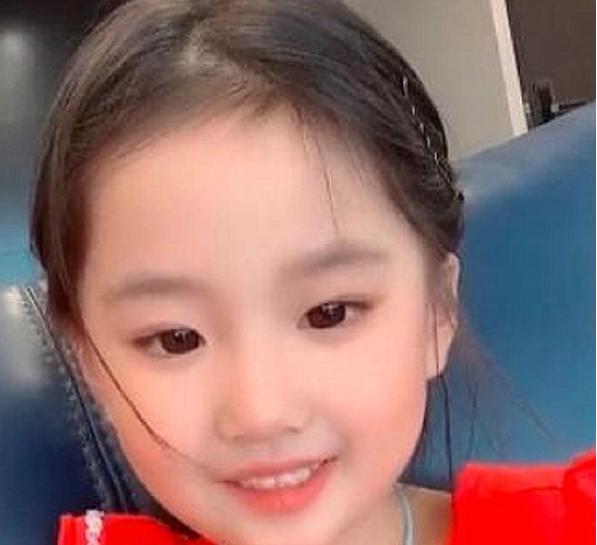 幼儿园萌娃撞脸明星！“萌版肖战”VS“萌版岳云鹏”，太可爱了