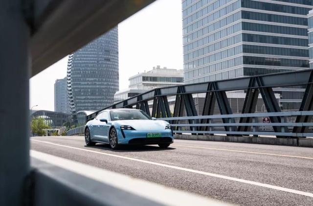 2021沃德十佳发动机与动力系统名单公布，只有两款燃油车上榜？