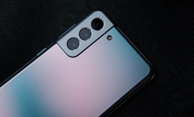 2021年买手机敲重点，高性能+长续航都想要，这3款手机满足你