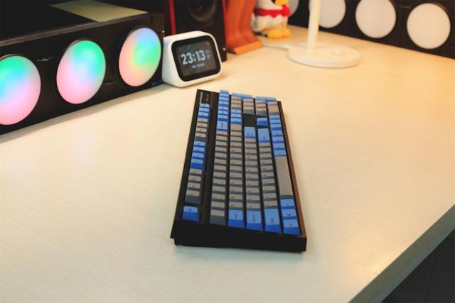 大L无线来了，钢板走了 Leopold NP900R BT蓝牙双模机械键盘