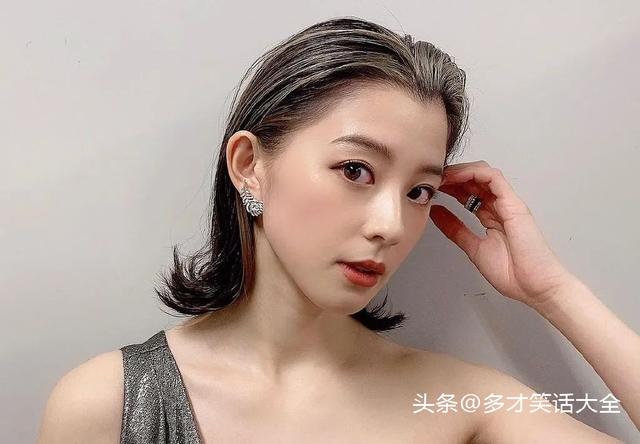 朝比奈彩凹凸有致的劲爆性感身材 荣获了日本奇迹的九头身 全网搜