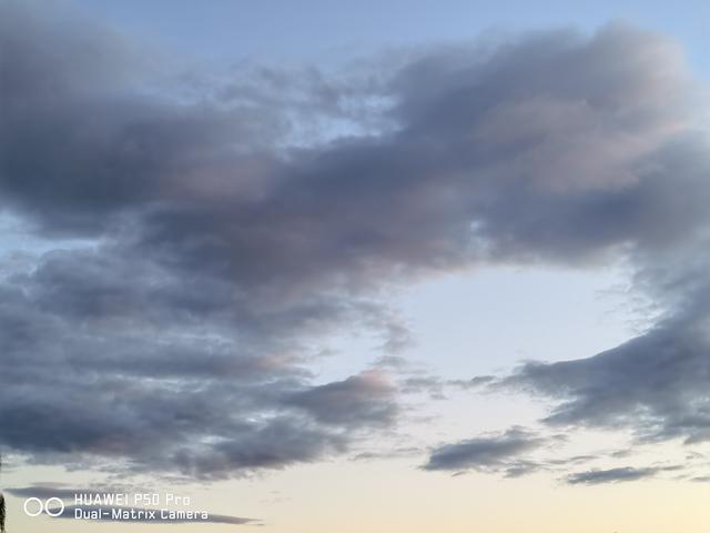 意不意外? 华为P50 Pro首测2: 网友要求再拍10组对比, 逼出它影像极限