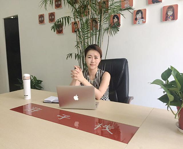 “打工女王”杨秋兰：勤工俭学发现商机，贫寒女孩成功逆袭