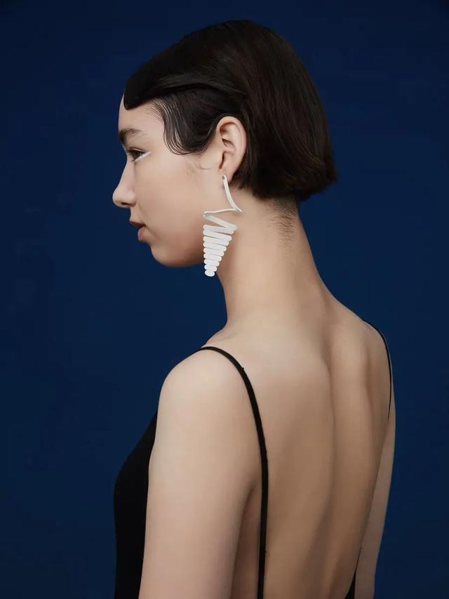 饰品与饰物怎么搭配（不同风格、脸型如何选饰品）