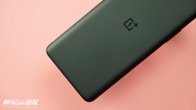 最值得入手三款高颜值轻薄手机推荐 颜值即正义